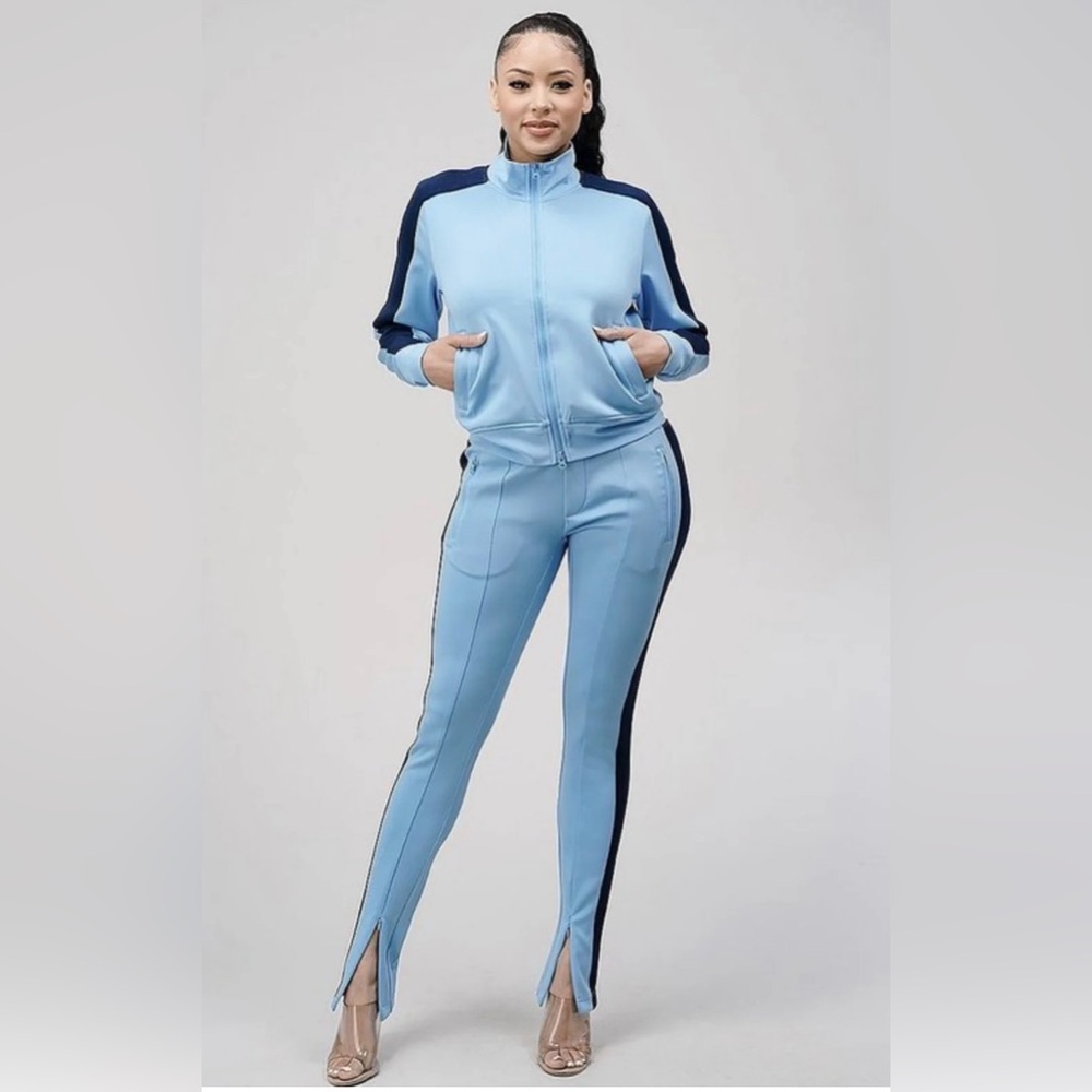 🌸. Women's Light Blue and Navy Tracksuit